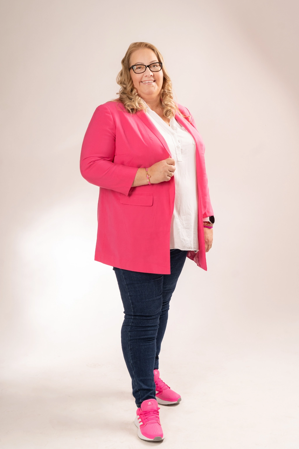 BPP08433_Mariann álló